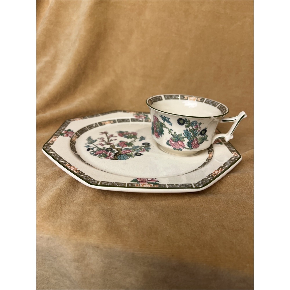 Regal Ware R.P.C. Made In England 12 Plates/tea Saucers, 9 Teacups Octagon Shape